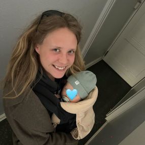 Tonya, Babysitter i København