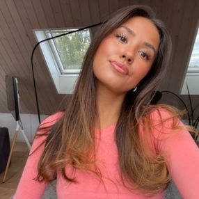 Jasmin, Babysitter i Odense