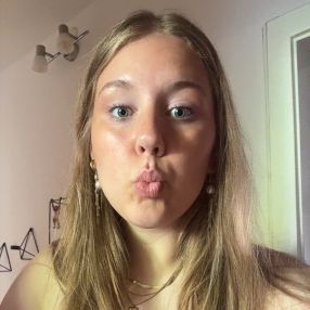 Laura, Babysitter i Sønderborg