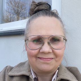 Ann-Christina, Babysitter i Tarm