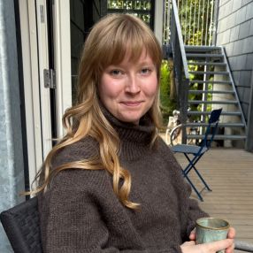 Siri, Babysitter i København