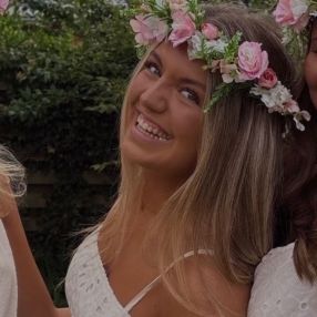 Chanel, Babysitter i Aalborg