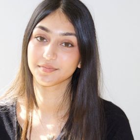 Aliza, Babysitter i Bagsværd