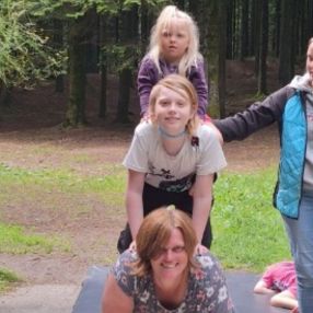 Lonnie Dall, Familie i Brønderslev