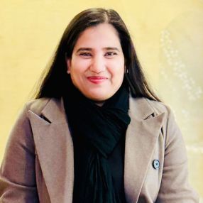Binisha, Babysitter i Taastrup