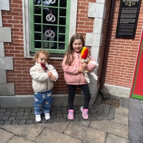 Maja, Familie i Rønde
