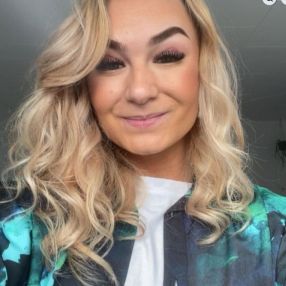 Laura, Babysitter i Lemvig