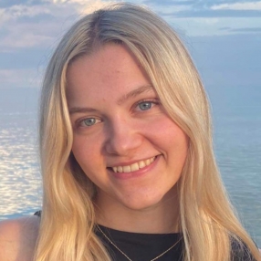 Camilla, Babysitter i Gladsaxe