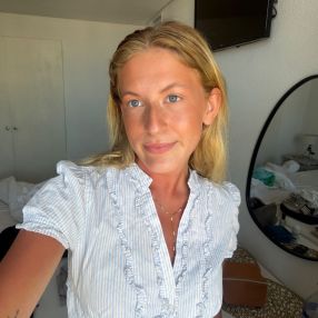 Naja, Babysitter i Ølstykke