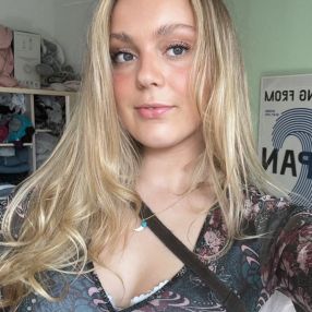 Molly, Babysitter i København