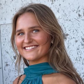 Caroline, Babysitter in Kastrup
