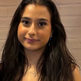 Helin, Babysitter in Ringsted
