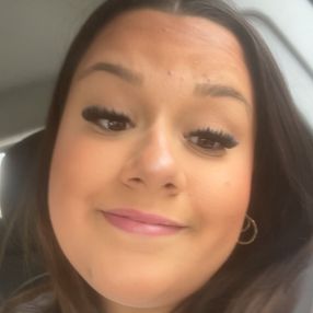 Yasmin, Babysitter i Grenå