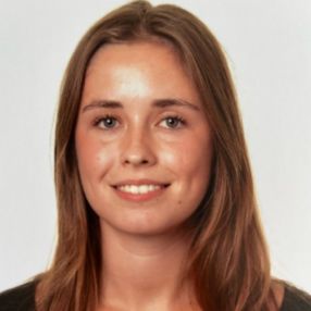 Ella, Babysitter i København