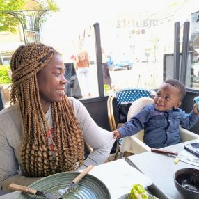 Loveth, Familie i Odense
