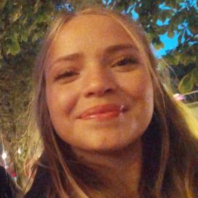 Laura, Babysitter in Frederikssund