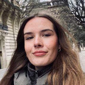 Sofie Vigan, Babysitter i Dragør