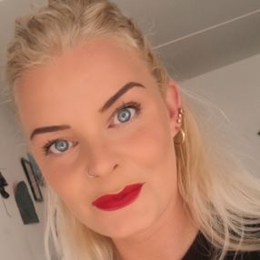 Maj-britt, Babysitter i Støvring