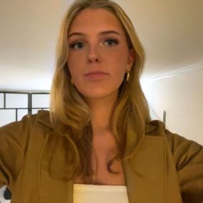 Elise, Babysitter i Frederikssund