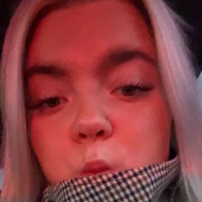 Emma, Babysitter i Viborg