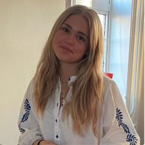 Thea, Babysitter i Odense