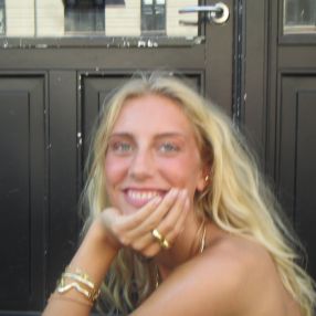 Lilja Slot, Babysitter i København