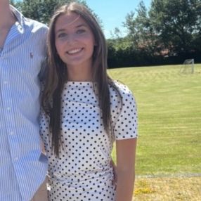 Mikkeline, Babysitter i Brønderslev