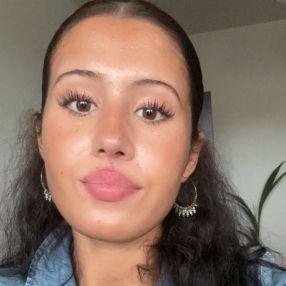 Maya, Babysitter i Lillerød