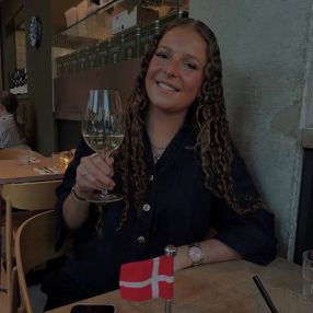 Seline Wolk, Babysitter i Skanderborg