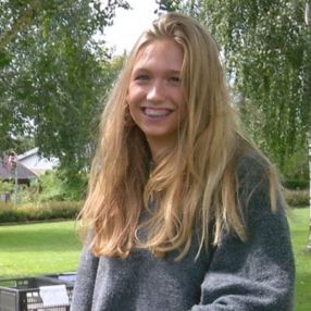 Emilie, Babysitter i Vangede