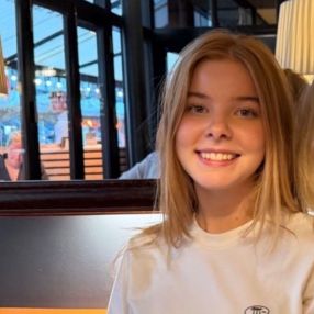 Signe, Babysitter in Egå