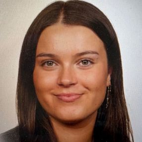 Karen, Babysitter i Fjerritslev