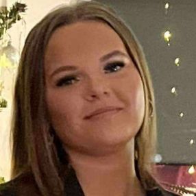 Victoria, Babysitter i Kastrup