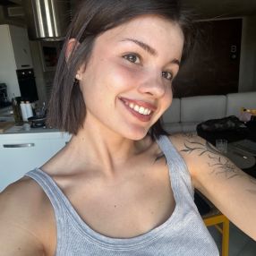Nicole, Babysitter in København