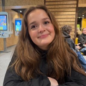 Ziva, Babysitter i Kalundborg