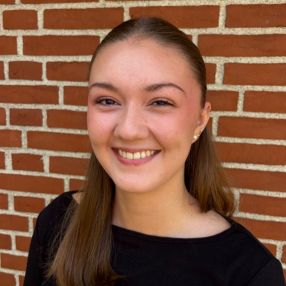 Clara, Babysitter i Odense
