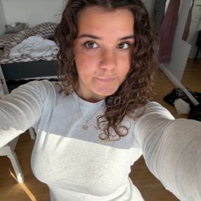 Isabella, Babysitter in Hvidovre