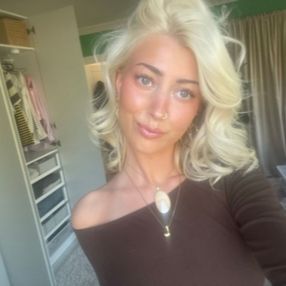 Lova Rose, Babysitter in Gentofte