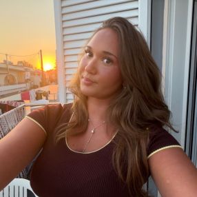 Simone, Babysitter i Vejby