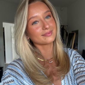 Simone, Babysitter i Albertslund