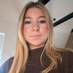 Liva, Babysitter i Tårnby
