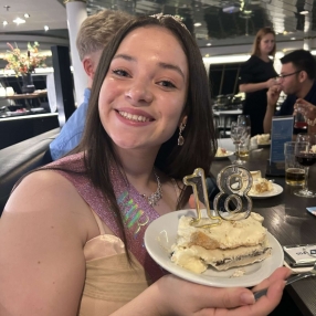 Katrine, Babysitter i Tårnby