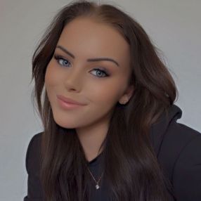 Simone Janina, Babysitter i Helsingør