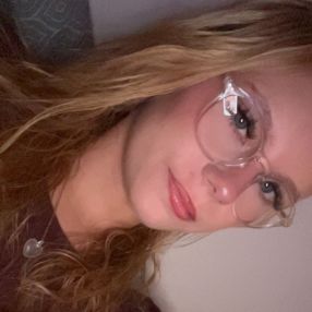 Charlotte, Babysitter i Nykøbing Falster