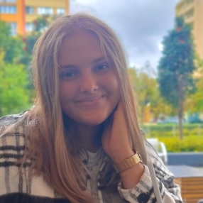 Kirstine, Babysitter i Albertslund