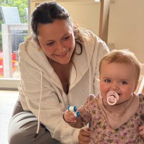 Juliana, Babysitter i Jelling