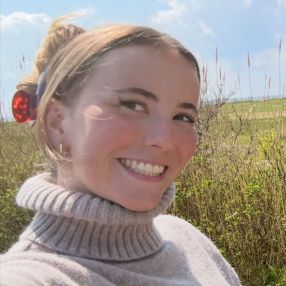 Karla, Babysitter i Silkeborg