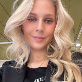 Frida, Babysitter i Løgstør