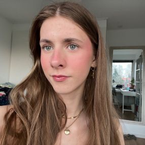 Caroline, Babysitter i Værløse