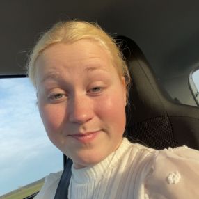 Karen, Babysitter in Frederikshavn